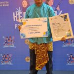 H. Damudin, S.Pd, M.Pd Mendapatkan Anugerah Teknologi Informasi dan Komunikasi Pendidikan (ATIKAN) Tahun 2024 dari Balai TIKOMDIK Disdik Jabar