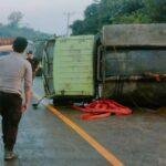 Kecelakaan Tunggal Truk Tangki di Tayan Hilir Sanggau, Muatan CPO Tumpah ke Jalan