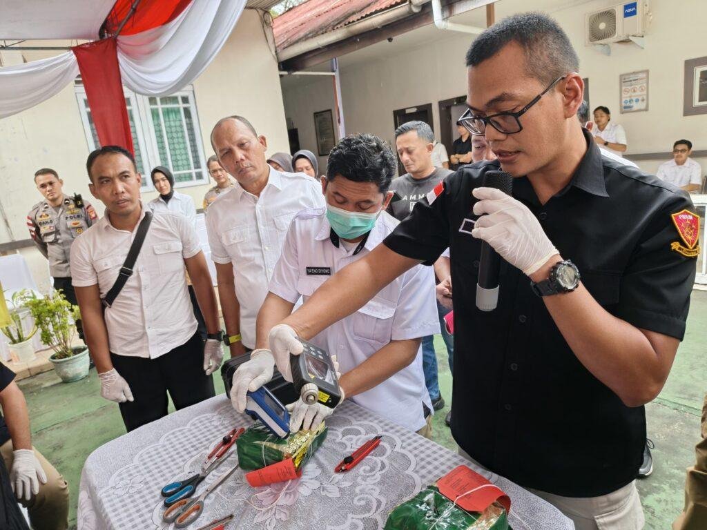 19 Tersangka Diamankan, Polda Kalbar Sita Puluhan Kilogram Sabu