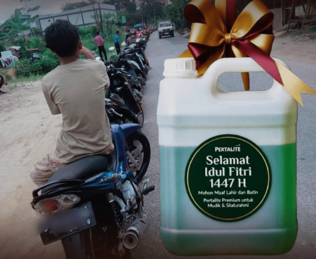 Lebaran Hari Kedua, Warga Sanggau Masih Antre BBM Berjam-jam