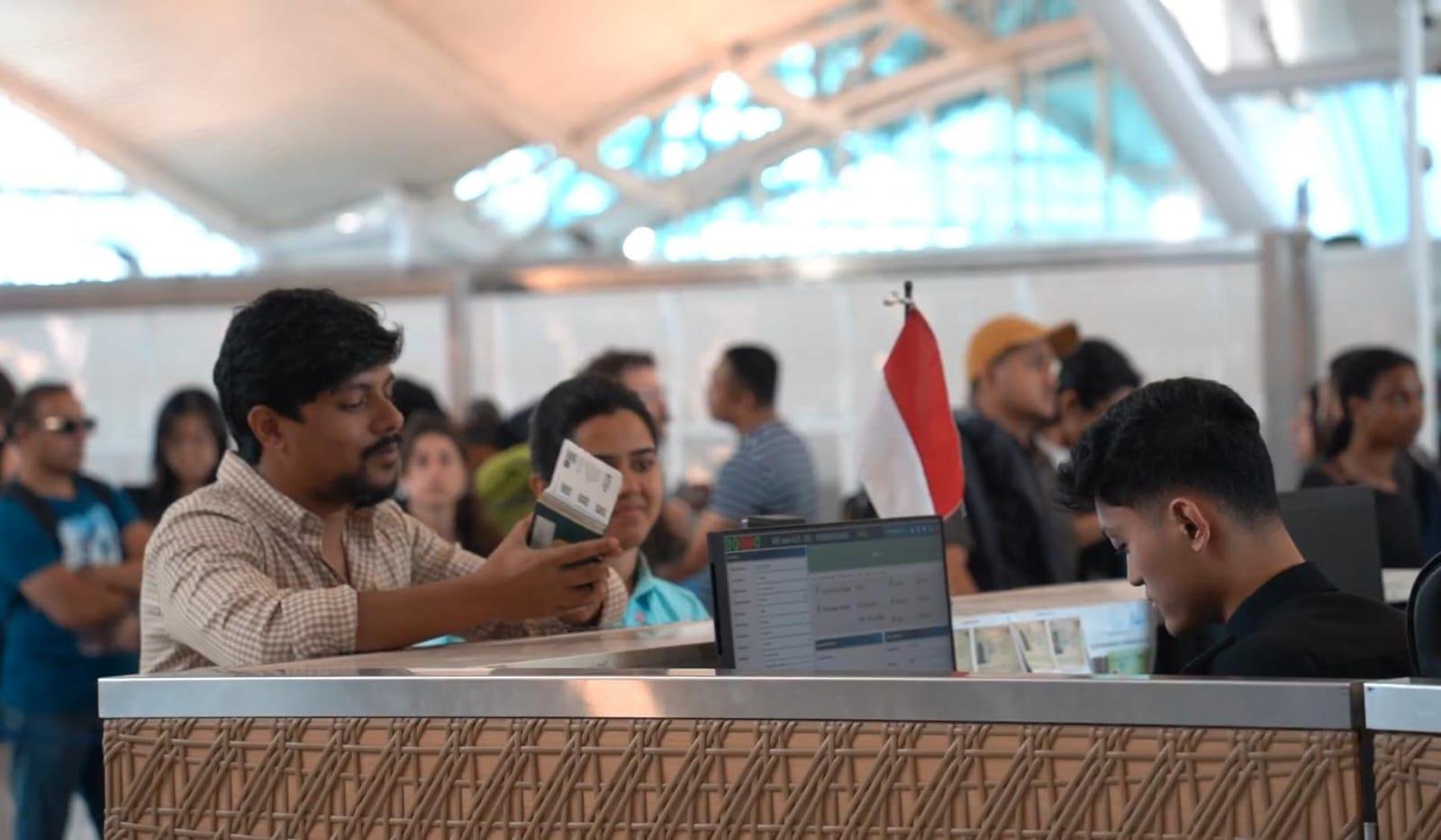 Dampak Konflik Timur Tengah Meluas, Penerbangan Internasional ke RI Tertunda