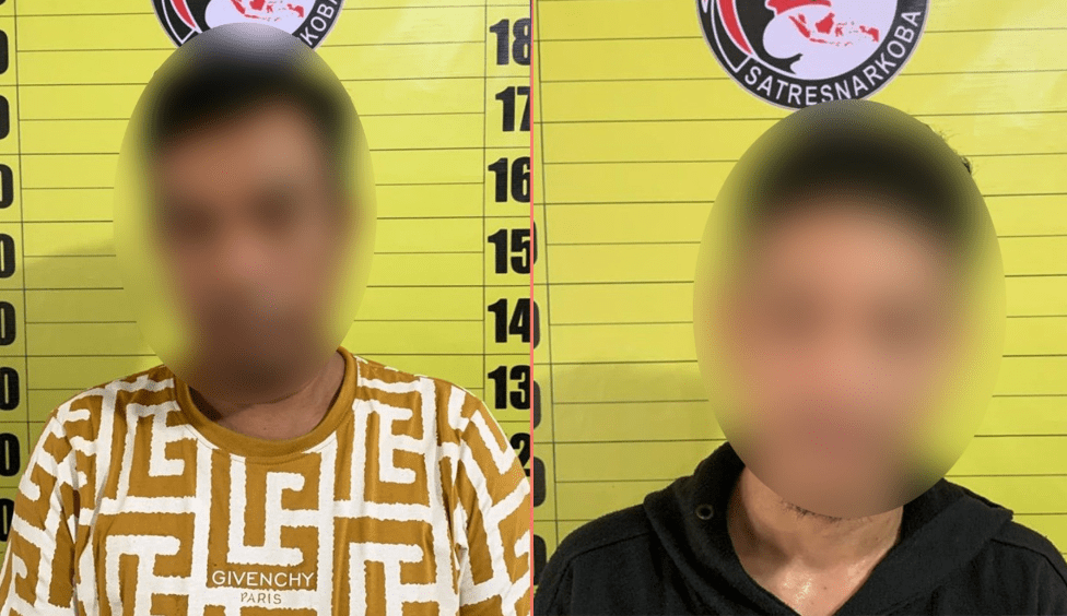 Polisi Gerebek Sebuah Rumah di Sungai Sengkuang Sanggau, Dua Orang di Amankan