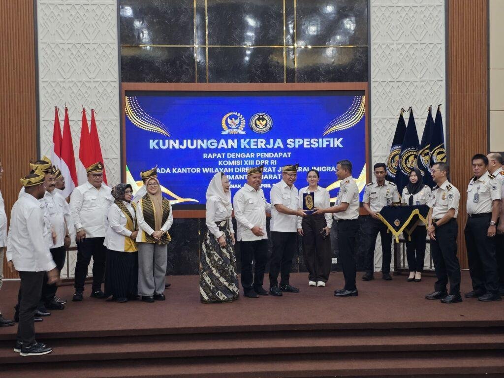 Jalur Tikus Masih Marak,  DPR Soroti Pengawasan Perbatasan Kalbar