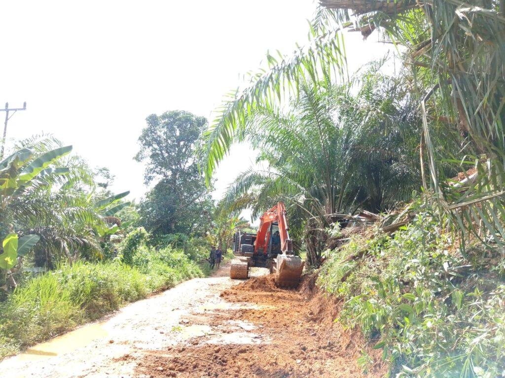 Perjuangan TNI di Sanggau, Jalan Semayang-Tanak di Buka Sepanjang 13 KM