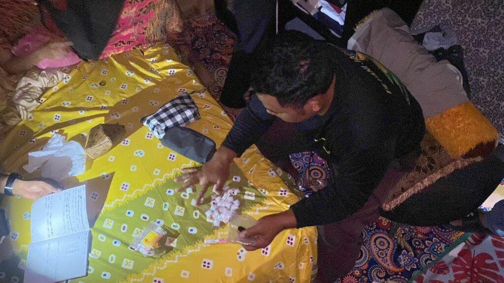 Warung di Balai Karangan  Digerebek Polisi Temukan 85 Gram Sabu