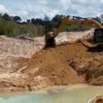 14 Ekskavator Beroperasi di Tambang Emas Ilegal Sungai Udang Tumbang Titi, Solar Subsidi Ikut Disuplai