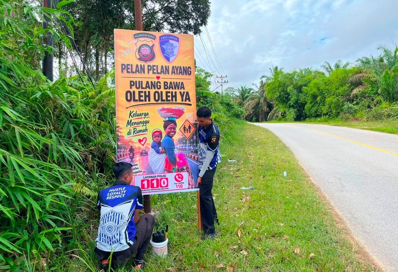 Angka Kecelakaan Jadi Sorotan, Satlantas Sanggau Pasang Banner Keselamatan