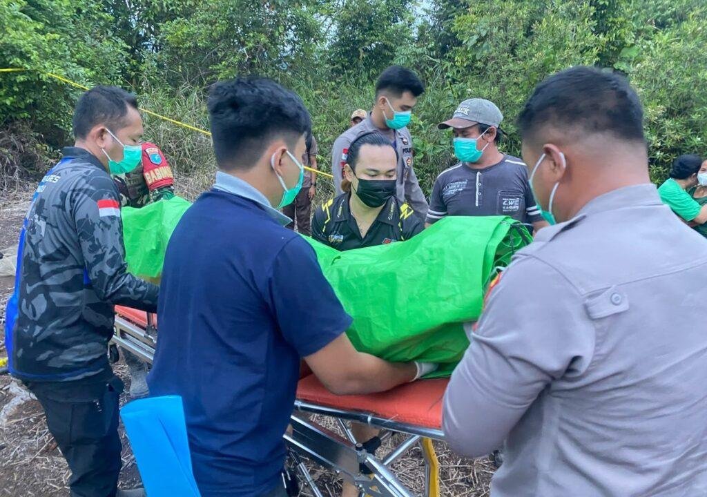 Pria 56 Tahun Ditemukan Tewas Saat Hendak Memancing di Perkebunan Sawit Malenggang, 4 Ular Ada di TKP