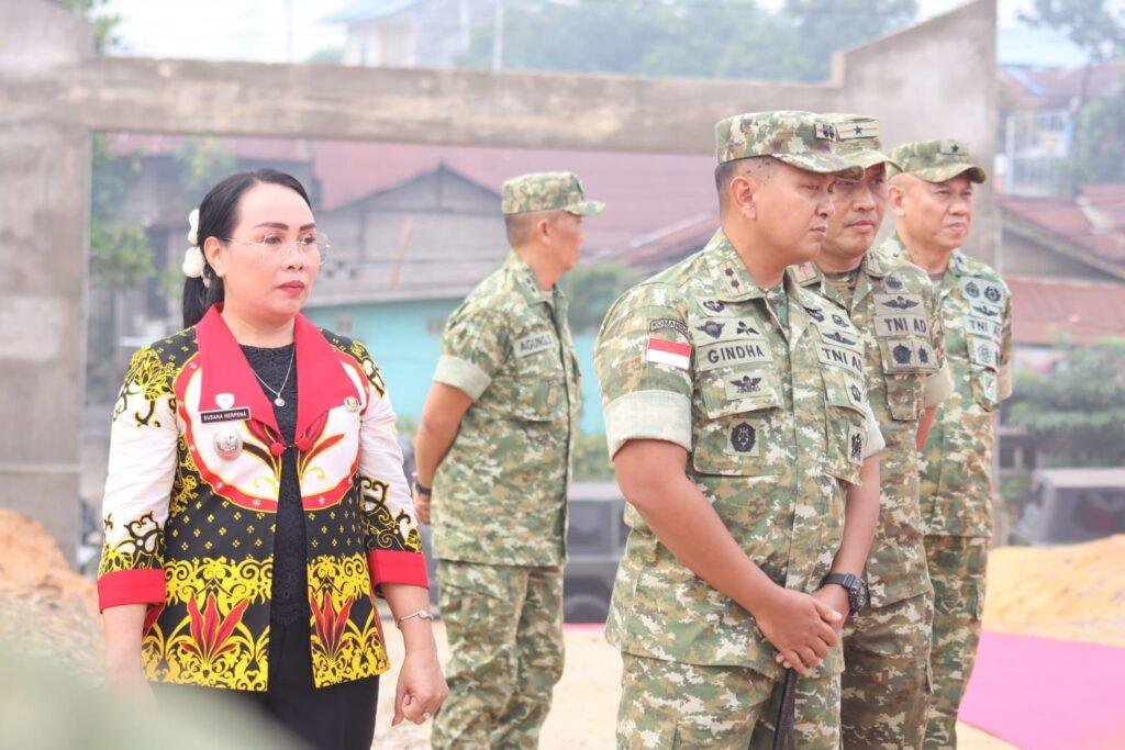 Menhan Sjafrie Sjamsoeddin Kunjungi Yonif TP 833/BD di Sanggau, Tekankan Kesiapan Prajurit dan Kedekatan dengan Rakyat