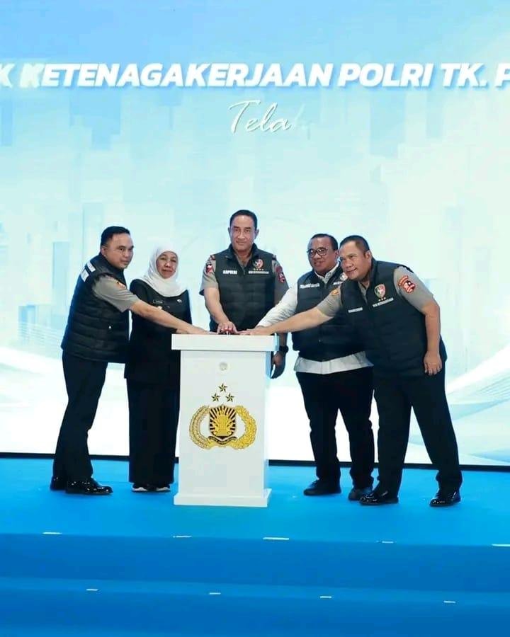 Kawal Hak Pekerja, Kapolri Suyudi Ario Seto Resmikan Desk Ketenagakerjaan Polri Tingkat Polres di Jombang